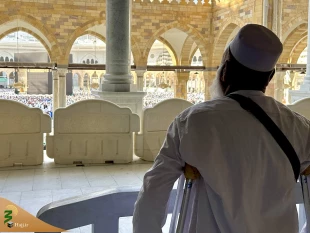 "با یک پا، دل از عشق خدا پرواز می‌کند" 2