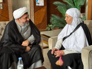 بازدید مسئولین بعثه رهبری از هتل واحه رفاهه: 

پیوندی معنوی میان زائران و یاد شهدا+فیلم/عکس