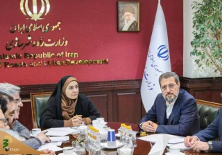 برگزاری نشست هماهنگی عملیات حج ۱۴۰۴ با حضور وزیر راه و شهرسازی و رئیس سازمان حج و زیارت