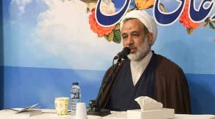 طنین روح‌ بخش دعای کمیل دانشگاهیان و دانش آموزان در مدینه 6