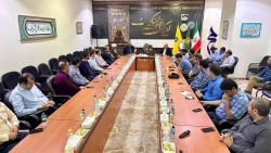 نشست مسئول دفتر بعثه رهبری و مسئولین ستاد مکه با نخبگان دانشجویی عمره گزار:

 تأکید بر جایگاه اخلاق و ویژگی‌های معنوی در حج 2