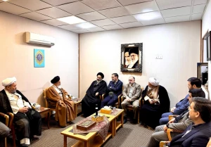 نماینده ولی فقیه در امور حج و زیارت :

+فیلم 