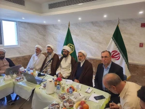 نماینده بعثه در مدینه :

تاکید بر انتشار معنویت سرزمین وحی در دانشگاه های کشور 