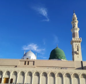 اغتنام جذبه معنویت حج و اجتناب از زواید
