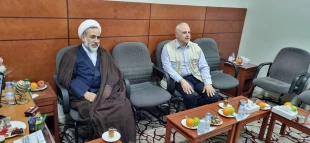 بررسی مسائل دانشجویان در دیدار رئیس ستاد عمره و عتبات دانشجویی با مسئول دفتر بعثه در مکه 3