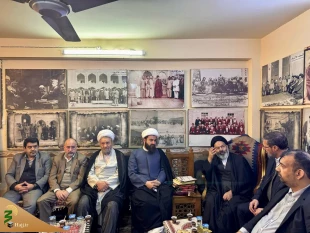 A mysterious house in Najaf with 60 million historical documents and photos 2
