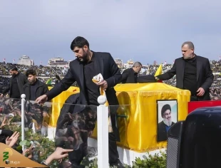 پیکر مطهر شهید سیدحسن نصرالله در آرامگاه ابدی‌اش آرام گرفت 3