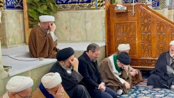 حجت‌الاسلام والمسلمین نواب در حرم مطهر امام حسین(ع):

مقبره سید حسن نصرالله کربلای دیگری برای هدایت انسان‌ها خواهد شد 3