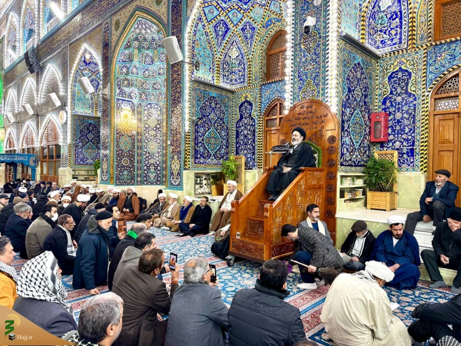 حجت‌الاسلام والمسلمین نواب در حرم مطهر امام حسین(ع):

مقبره سید حسن نصرالله کربلای دیگری برای هدایت انسان‌ها خواهد شد 15