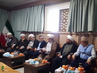 دیدار مدیران و روحانیون کاروان های عمره دانش آموزی با مسئول دفتر بعثه در مدینه 4