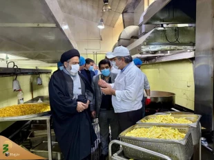 Hajj and pilgrimage officials visit Karbala kitchen
Cooking 2m meals for Atabat pilgrims in 1403, the process is completely hygienic and supervised
 2