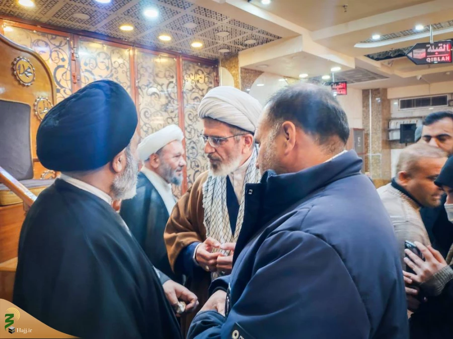 دیدار و گفتگوی نماینده ولی فقیه در امور حج و زیارت با زائران کربلای معلی 3