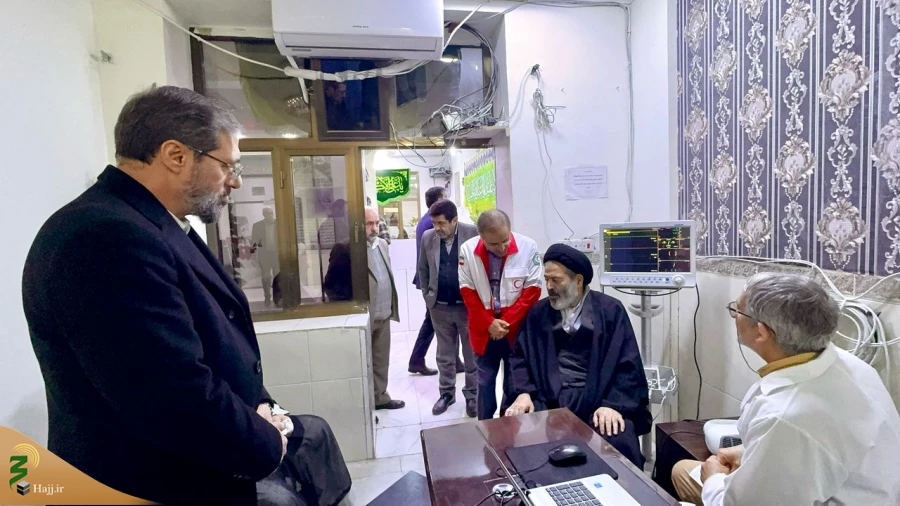بازدید مسئولان حوزه حج و زیارت از مرکز پزشکی هلال احمر در عراق 7