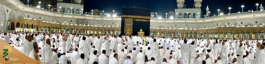 یکدستی سفیدپوشان در صحن مسجدالحرام؛ 

تجلی خلوص و یکپارچگی در خانه خدا 11