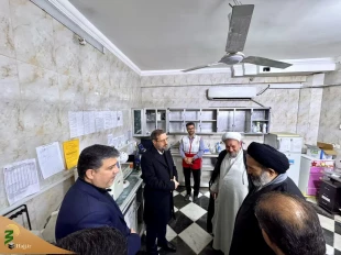 Hajj and pilgrimage officials visit the Hilal Ahmar Medical Center in Iraq 3