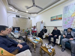 Hajj and pilgrimage officials visit the Hilal Ahmar Medical Center in Iraq 4