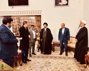 دیدار نماینده ولی فقیه در امور حج و زیارت با سفیر ایران در عراق برای پیگیری خدمات بیشتر به زائرین 4
