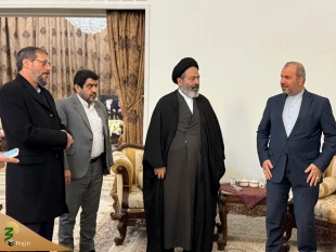 دیدار نماینده ولی فقیه در امور حج و زیارت با سفیر ایران در عراق برای پیگیری خدمات بیشتر به زائرین 5