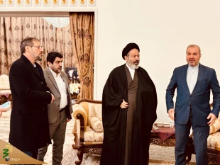 دیدار نماینده ولی فقیه در امور حج و زیارت با سفیر ایران در عراق برای پیگیری خدمات بیشتر به زائرین 6