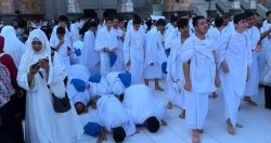 حس و حال ورود دانش‌آموزان عمره‌گزار به مسجدالحرام 2