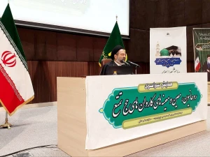 تشریح برنامه‌های فرهنگی، آموزشی

همایش سراسری روحانیون حج تمتع ۱۴۰۴ در قم برگزار شد