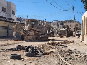 حماس: تخریب منازل و آوارگی اجباری فلسطینی‌ها جنایت جنگی آشکار است