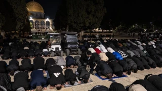اقامه نماز شب اول ماه رمضان در مسجد الاقصی با حضور ۷۰ هزار فلسطینی