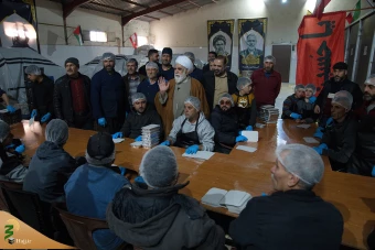 دیدار و گفت‌وگوی هیئت نمایندگان رهبر انقلاب با جمعی از جنگ‌زدگان سوری مستقر در لبنان 5