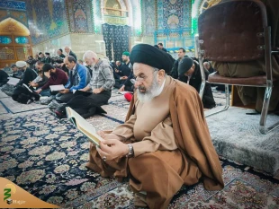 در مراسم دعای ندبه کربلا
دستان استغاثه برای تعجیل در فرج بلند شد 2