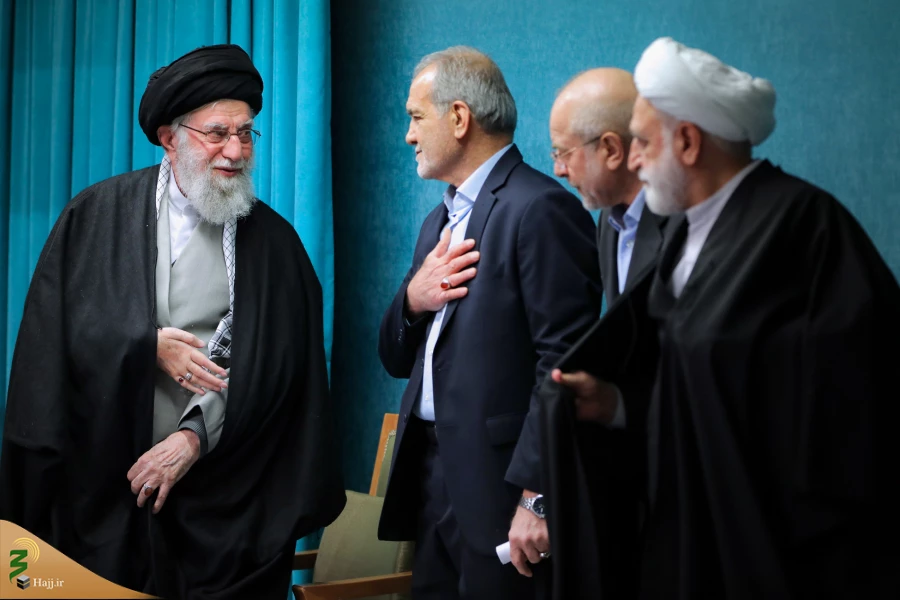 دیدار کارگزاران نظام با رهبر معظم انقلاب اسلامی 22