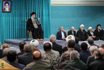 دیدار کارگزاران نظام با رهبر معظم انقلاب اسلامی 46