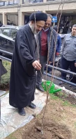 از سوی سرپرست حجاج ایرانی و رئیس سازمان حج انجام شد:
کاشت دو اصله نهال سیب در فضای سبز سازمان حج، بعد از نارگیل و نارنج 2