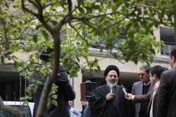 از سوی سرپرست حجاج ایرانی و رئیس سازمان حج انجام شد:

کاشت دو اصله نهال مثمر در فضای سبز سازمان حج 7
