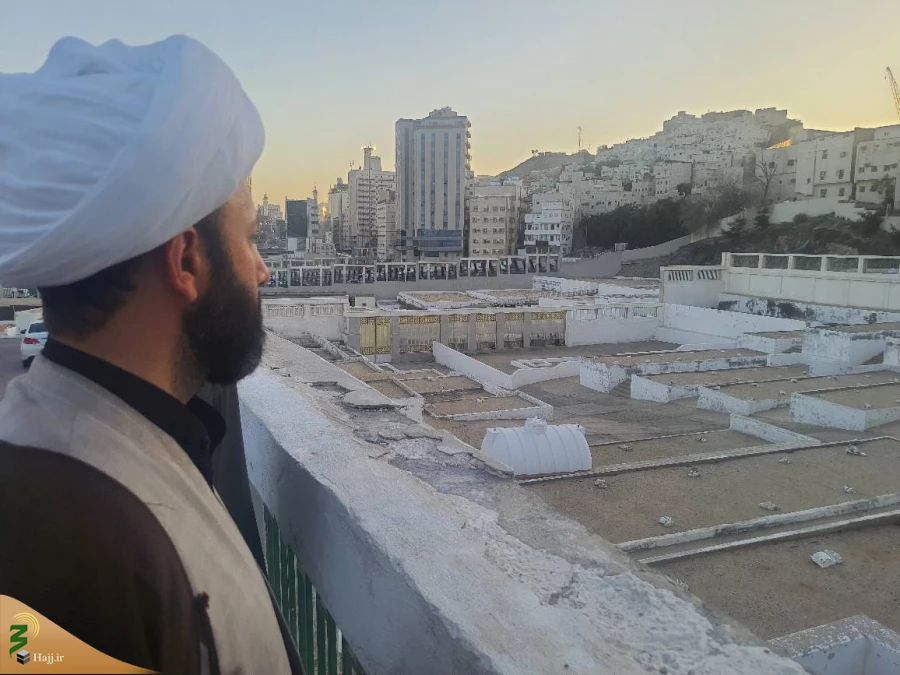 غربت مزار ام‌المؤمنین در مکه؛ حضور زائران ایرانی در قبرستان ابوطالب 3