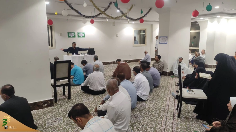 مسئول دفتر بعثه رهبری در مکه: پیوند عترت و قرآن؛ راه رستگاری مسلمانان است 5