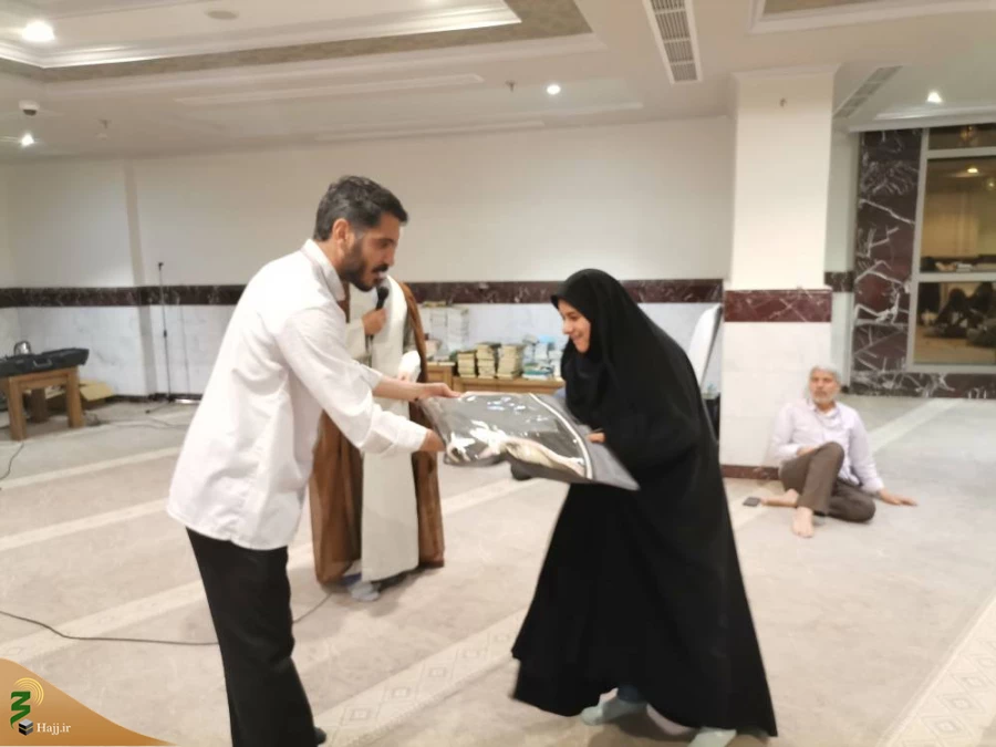 مسئول دفتر بعثه رهبری در مکه: پیوند عترت و قرآن؛ راه رستگاری مسلمانان است 7