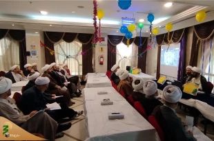 تبیین ملاحظات فرهنگی و امنیتی برای روحانیون کاروان‌های عمره مدینه - منتظر عکس 3