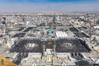 مراسم تحویل سال ۱۴۰۴ در بارگاه ملکوتی حضرت علی بن موسی الرضا علیه السلام  5
