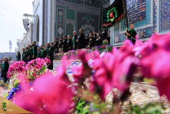 مراسم تحویل سال ۱۴۰۴ در بارگاه ملکوتی حضرت علی بن موسی الرضا علیه السلام  22