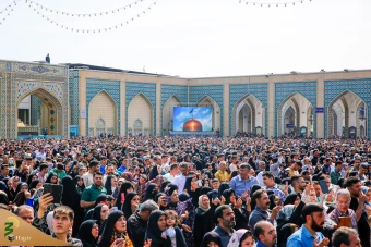مراسم تحویل سال ۱۴۰۴ در بارگاه ملکوتی حضرت علی بن موسی الرضا علیه السلام  31