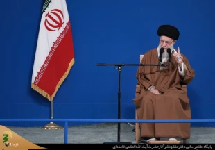رهبری در سخنرانی نوروزی 1404 تبیین کردند ،

ملت ایران در راه پیروزی نهایی است 
 2