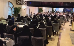 از دعا تا دلدادگی در شب قدر مدینه،

از زمزمه جوشن کبیر تا سوگ بزرگترین آیت الهی 9