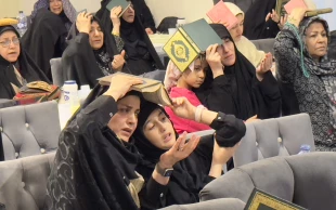 از دعا تا دلدادگی در شب قدر مدینه،

از زمزمه جوشن کبیر تا سوگ بزرگترین آیت الهی 2