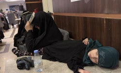 از دعا تا دلدادگی در شب قدر مدینه،

از زمزمه جوشن کبیر تا سوگ بزرگترین آیت الهی 3
