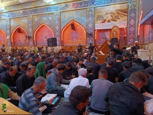 مثل امام مثل کعبه است 13