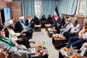 دیدار جمعی از پزشکان و فرهیختگان کاروان‌های ایرانی با نمایندگی بعثه مدینه