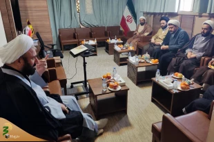 آموزش میدانی روحانیون کارآموز در کارگاه آموزشی و زیارت دوره مدینه 4