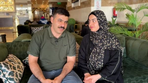 زوج مسافر سرزمین وحی ، 

سفر عمره؛ بهترین سرآغاز برای زندگی مشترک است + فیلم