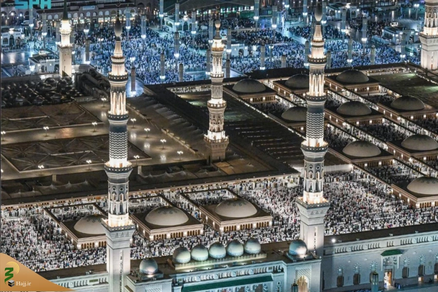 قرائت قرآن در شب ختم قرآن کریم در مسجدالنبی(ص) 3