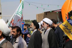 حضور نماینده ولی فقیه در امور حج و زیارت در راهپیمایی روز جهانی قدس قم 7